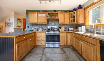 158 Camp Rd, Burke, VT 05832