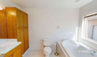 910 S Freedom Way, Big Water, UT 84741