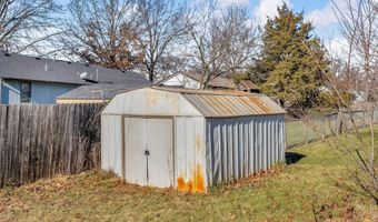 320 Harrison Ct, Auburn, KS 66402