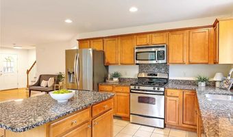 273 Maple Ave, Barrington, RI 02806