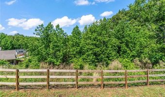372 Highland Pointe Dr, Alto, GA 30510