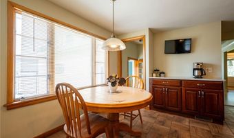 135 Alberta Dr, Amherst, NY 14226