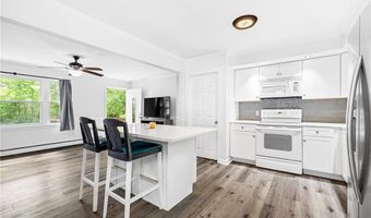 210 Keach Pond Dr, Glocester, RI 02814