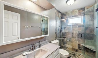 1213 S 14th St, Adel, IA 50003