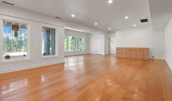 33542 Westview Dr, Bigfork, MT 59911