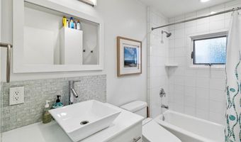 6512 Surfside Ln, Carlsbad, CA 92011