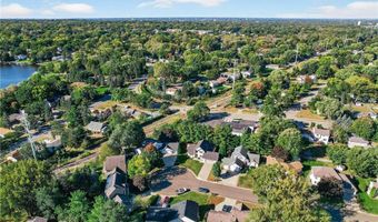 2211 Brittany Ct, New Brighton, MN 55112