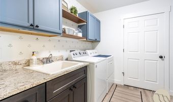 32 Sundance Ridge Rd, Billings, MT 59106
