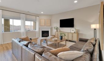 17066 Takipi Rd, Apple Valley, CA 92307