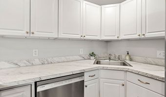 12 Mason Ct 12, Amesbury, MA 01913