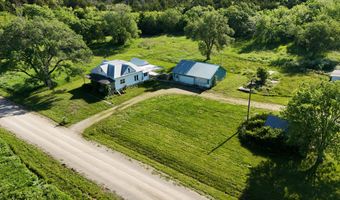 762 E 1100 Rd, Baldwin City, KS 66006