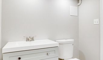 1519 STAFFORD St N 3, Arlington, VA 22207