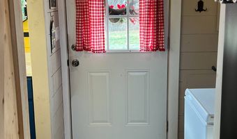 1383 HogBack Rd, Albany, KY 42602