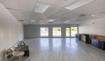 21 S Main St, Barnegat, NJ 08005