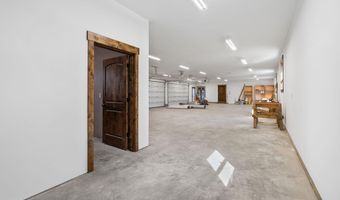 25480 Bachelor Ln, Bend, OR 97701