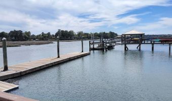 45 Holbrook Dr, Beaufort, SC 29902