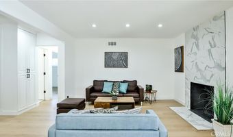 1725 W Beacon Ave, Anaheim, CA 92804