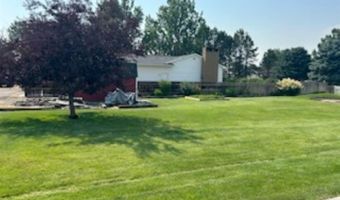 184 S 1st St W, Cowley, WY 82420