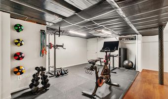 2230 Greenwood Rd, Allentown, PA 18103