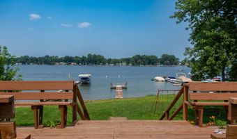 40276 N Shady Ln, Antioch, IL 60002