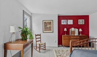227 High St, Belfast, ME 04915