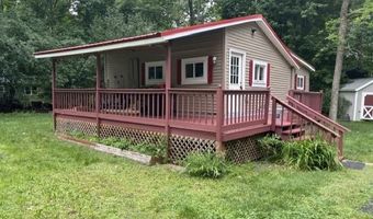 36 Island Dr, Bridport, VT 05734