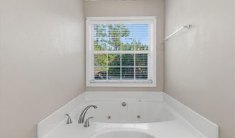 1097 Trestle Dr, Austell, GA 30106