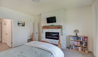 8727 Stoddard Ln, Indianapolis, IN 46217