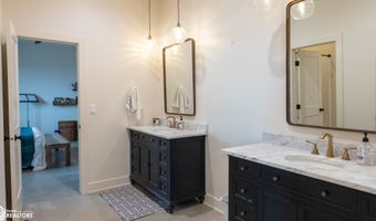 23249 Maple Rdg, Adel, IA 50003
