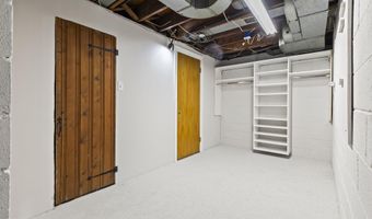 3548 N VALLEY St, Arlington, VA 22207