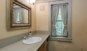 94 Cold Pond Rd, Acworth, NH 03601