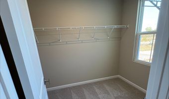 359 Rockridge Dr, Amherst, OH 44001