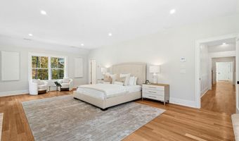 10 Stony Brook Rd, Darien, CT 06820