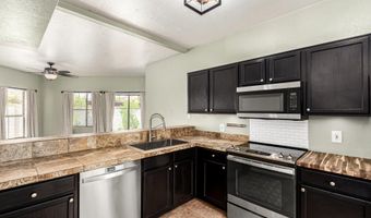 280 S ELIZABETH Way 18, Chandler, AZ 85225