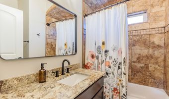 1015 Datura Dr, Alamogordo, NM 88310
