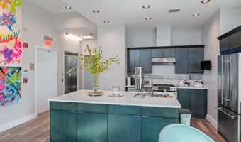 7809 WOODMONT Ave Ph, Bethesda, MD 20814