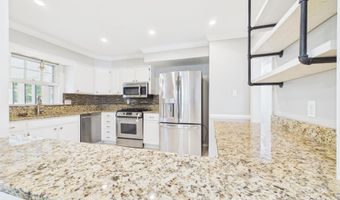 9201 CHERRYTREE Dr, Alexandria, VA 22309