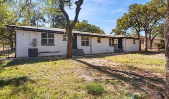 200 Summit St, Alvord, TX 76225