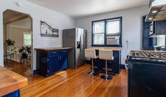 3005 Oakwood St, Ann Arbor, MI 48104