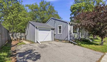 1831 S ONEIDA St, Appleton, WI 54915