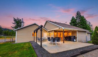 16 Hadley Ln, Blanchard, ID 83804