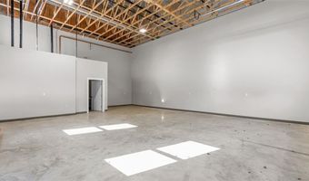 300 Coddington Hwy 210, Middletown, RI 02842