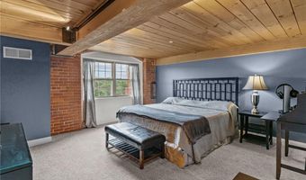 1 Tupperware Dr 239, North Smithfield, RI 02896