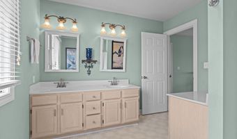 105 Island Quay Ct, Atlantic Beach, NC 28512