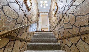 2001 Meadowlark Ln, Albertville, AL 35951