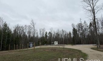 W8186 Pike Hill Rd, Amberg, WI 54102
