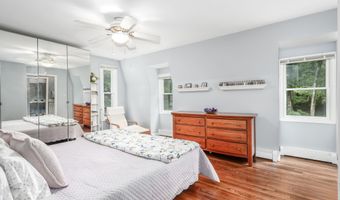 3 Deerfield Rd, Brookfield, CT 06804
