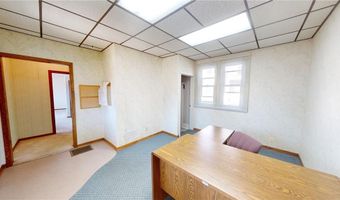 244 Clark St W, Albert Lea, MN 56007