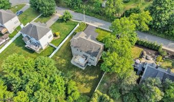 8 A Mason Ave, Bayonne, NJ 07035