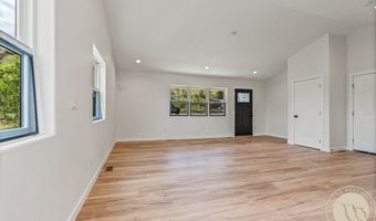 2 Avis St, Absarokee, MT 59001